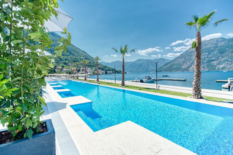 סוויטה דלוקס, Hyatt Regency Kotor Bay Resort