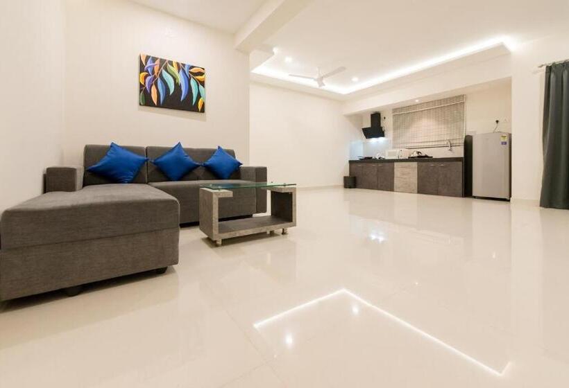 标准工作室带阳台, Manipal Atalia Service Apartments
