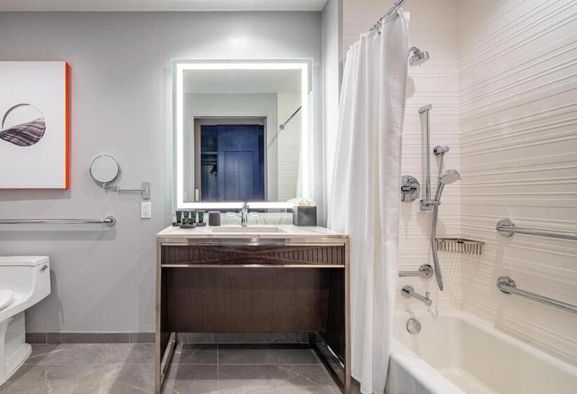 身障者適用キングサイズベッドルーム, Hyatt Centric Las Olas Fort Lauderdale