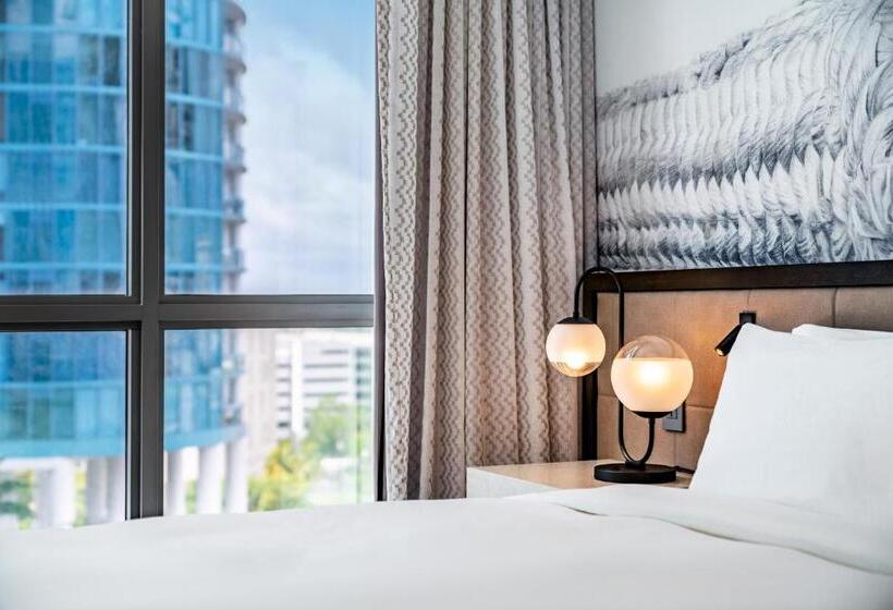 キングサイズベッドのスタンダードルーム, Hyatt Centric Las Olas Fort Lauderdale