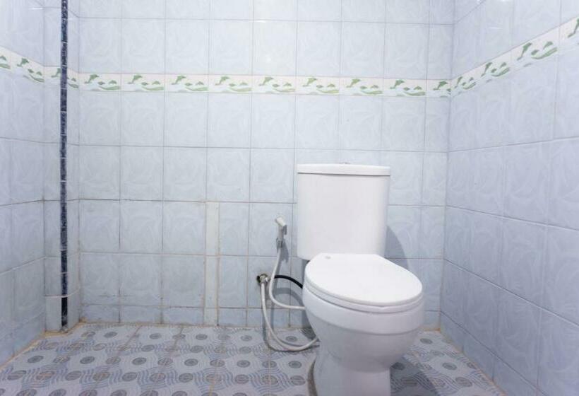اتاق استاندارد, Oyo 2180 Vina Vira