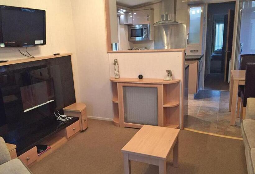 Дом 1 Спальня, Tollerton Holiday Park