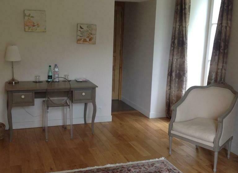 Номер Superior, Au Château