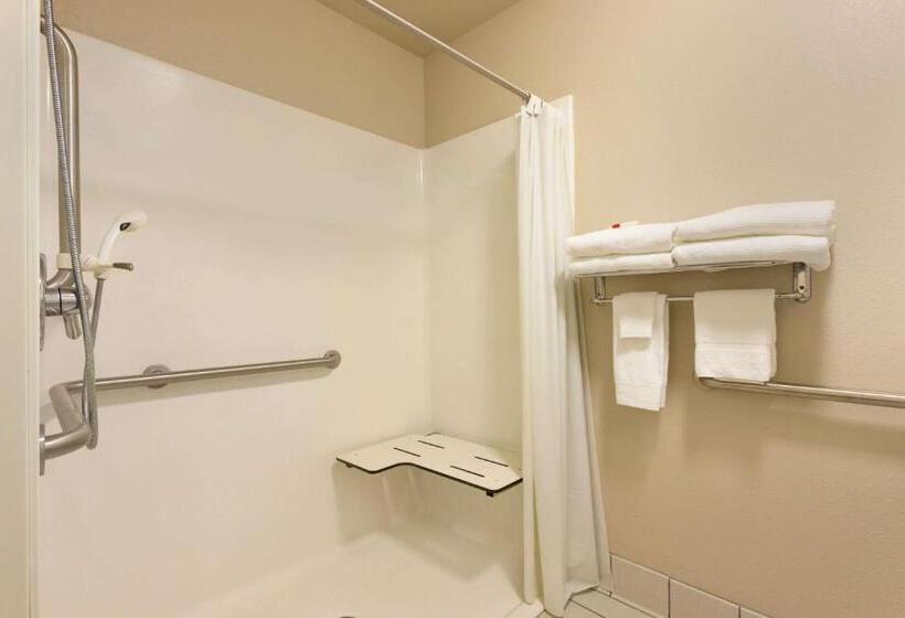 장애인용 디럭스룸, Travelodge By Wyndham Marysville
