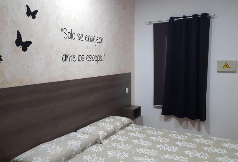 스탠다드 룸, Hostal Almagro