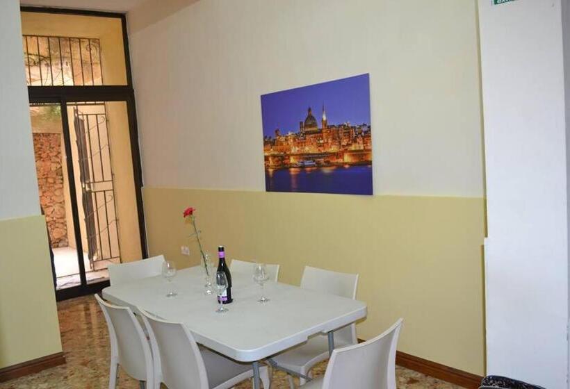 اتاق استاندارد یک نفره, Le Malte House St. Julians