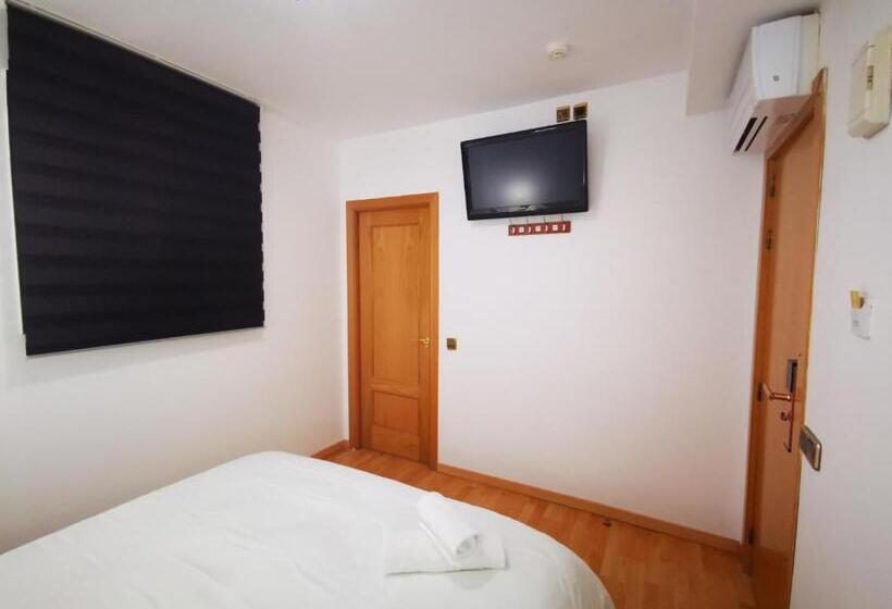 Номер Стандарт, Hostal Quinta Santillan