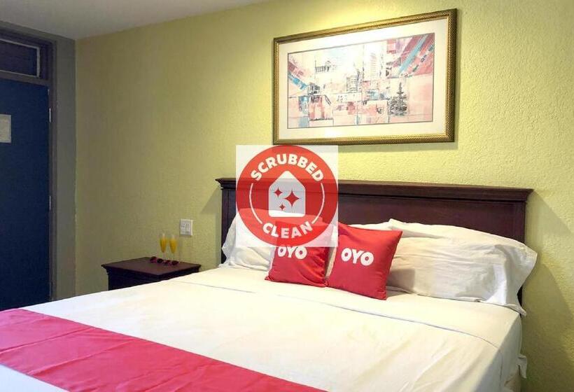 キングサイズベッドのスタンダードルーム, Oyo Superior Budget Inn Bartow