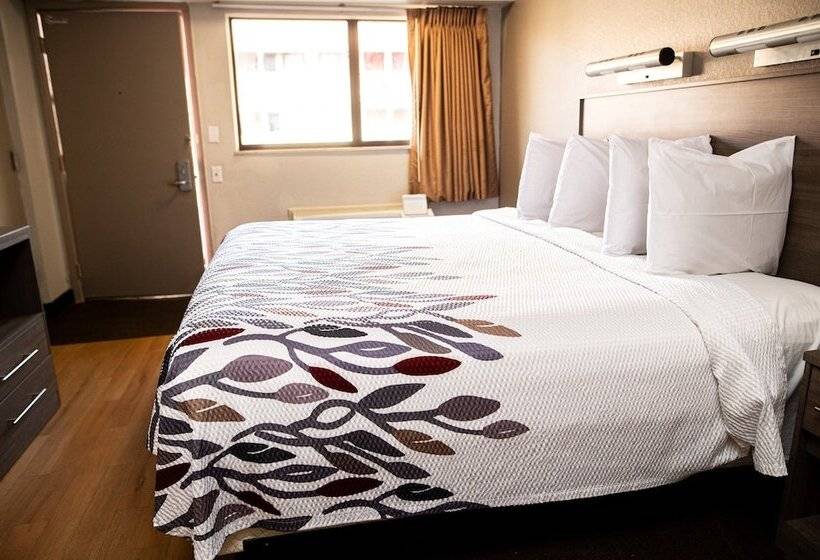 Номер Deluxe, Red Roof Inn Rochester  Henrietta