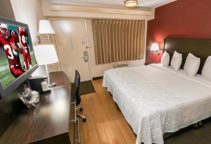 Стандартный Номер Кровать Кинг, Red Roof Inn Plus+ St Louis   Forest Park/ Hampton Ave 