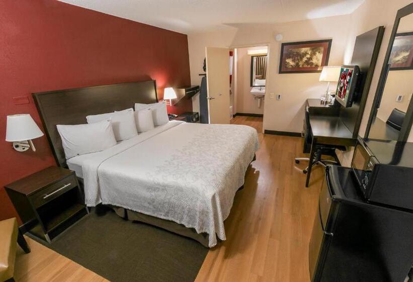 Номер Стандарт Адаптированный для Инвалидов, Red Roof Inn Plus+ St Louis   Forest Park/ Hampton Ave 