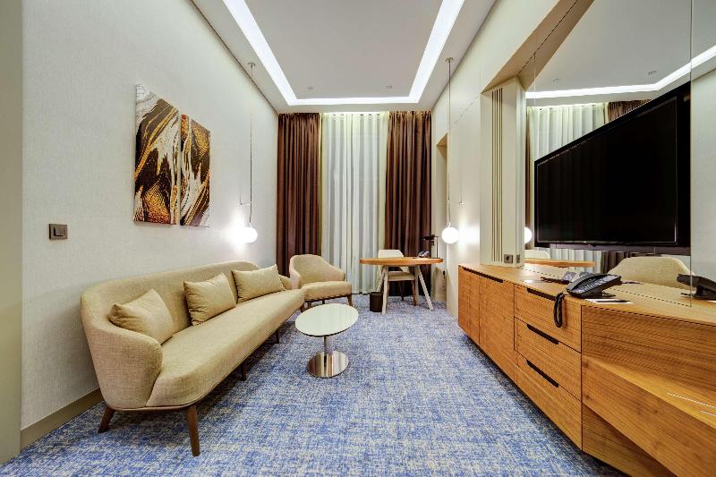 سوئیت با تخت بزرگ, Doubletree By Hilton Adana