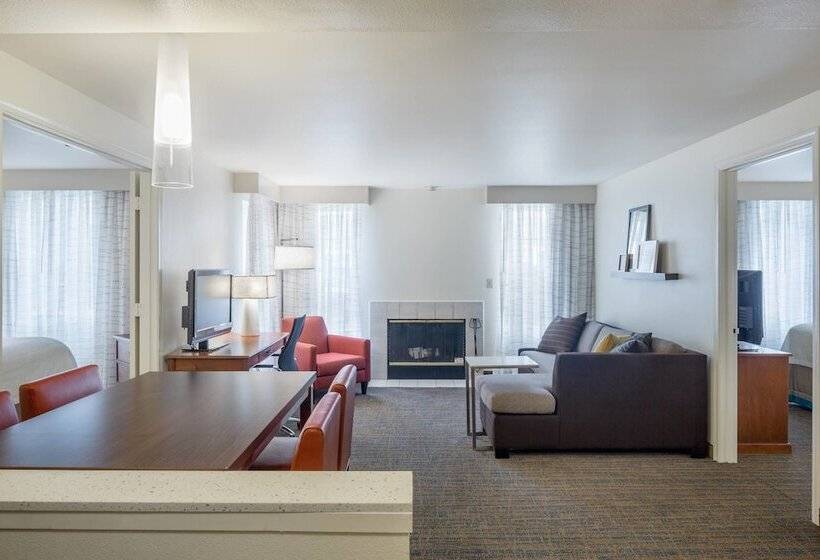 Люкс 2 Спальни, Residence Inn Portland Hillsboro