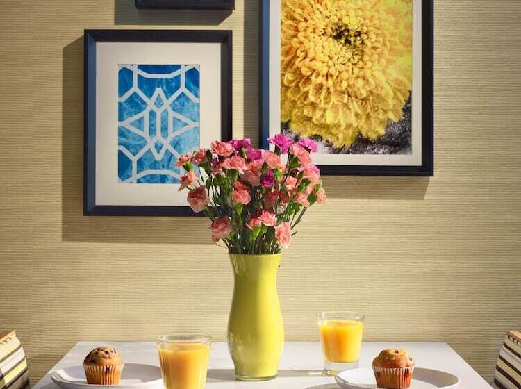 Люкс 2 Спальни, Sonesta Es Suites Providence  Airport