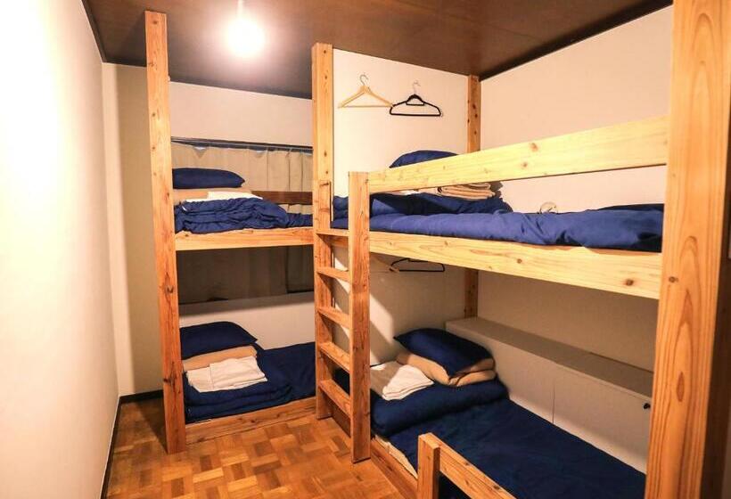Номер Стандарт Четырехместный Совместный Санузел, Chaho Hostel Nirasaki / Outdoor Base