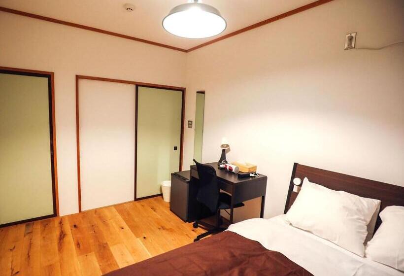 Номер Economy, Chaho Hostel Nirasaki / Outdoor Base