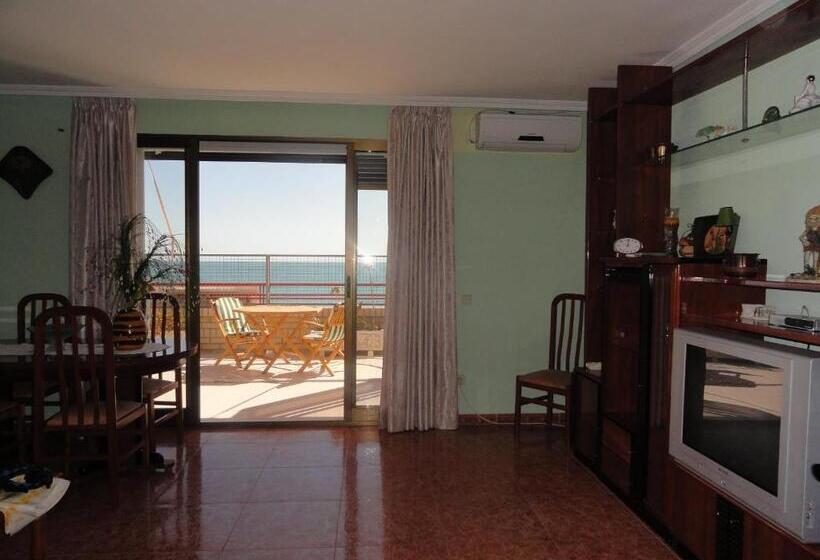 带3个卧室的公寓, Apartamentos Raymar