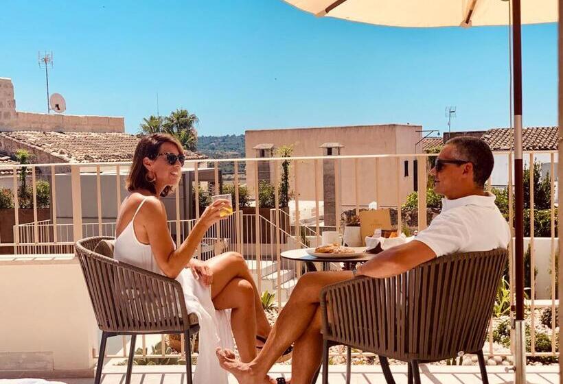 Номер Deluxe с Гидромассажем, Ynaira Hotel & Spa