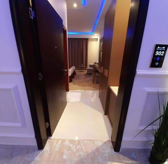 Номер Deluxe, Qasr Alshamal