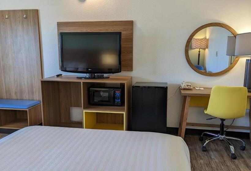 İki Çift Kişilik Yataklı Standart Oda, Days Inn By Wyndham Lake Havasu
