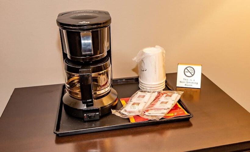 Номер Стандарт 2 Двуспальные Кровати, Americas Best Value Inn St. Marys