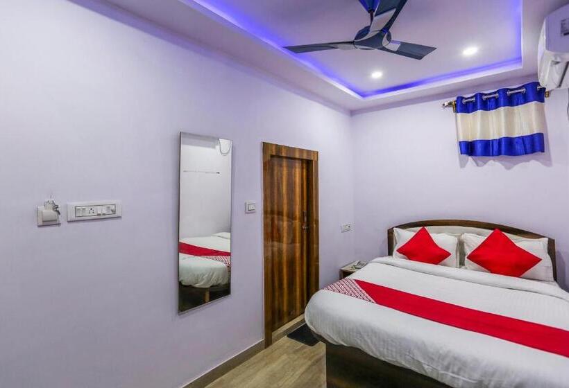 اتاق استاندارد, O Red Velvet Classic Near Netaji Subhash Chandra Bose International Airport