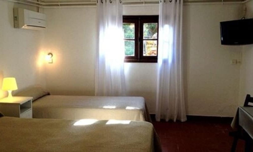 استودیوی استاندارد, Motel A Puntella
