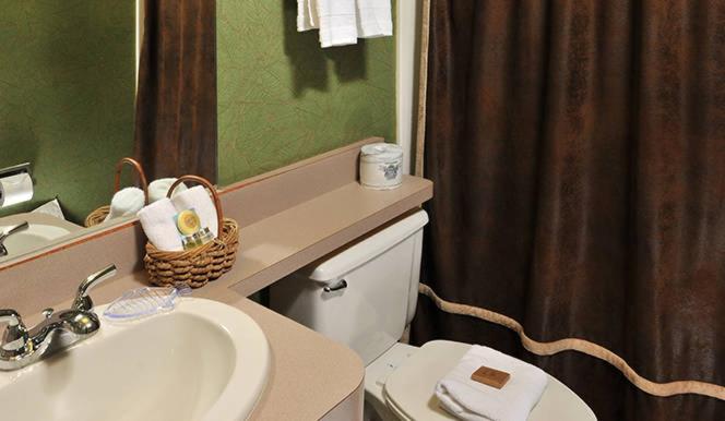 Номер Deluxe Кровать Кинг, Boarders Inn & Suites By Cobblestone Hotels In Waukon