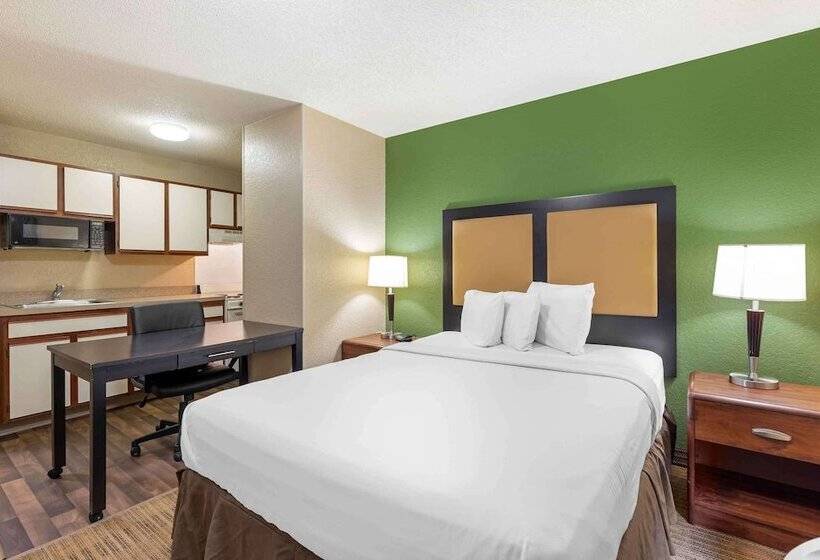 디럭스 스튜디오, Extended Stay America Suites  Wichita  East