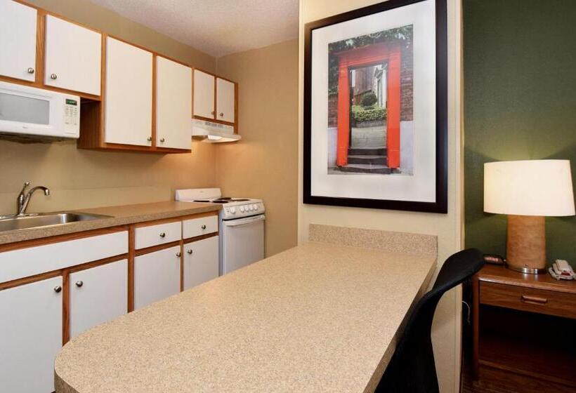 标准工作室, Extended Stay America Select Suites   Detroit   Ann Arbor   University South