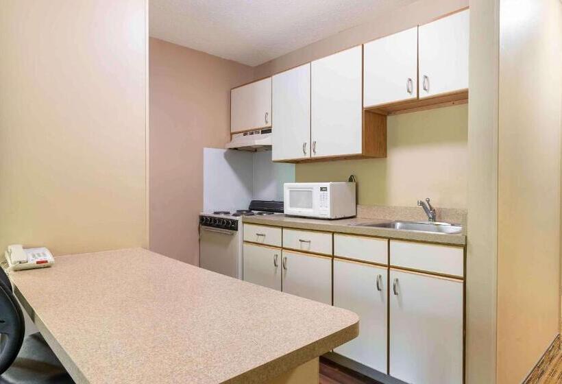 Студия Стандарт, Extended Stay America Select Suites   St Louis   Westport   Craig Road