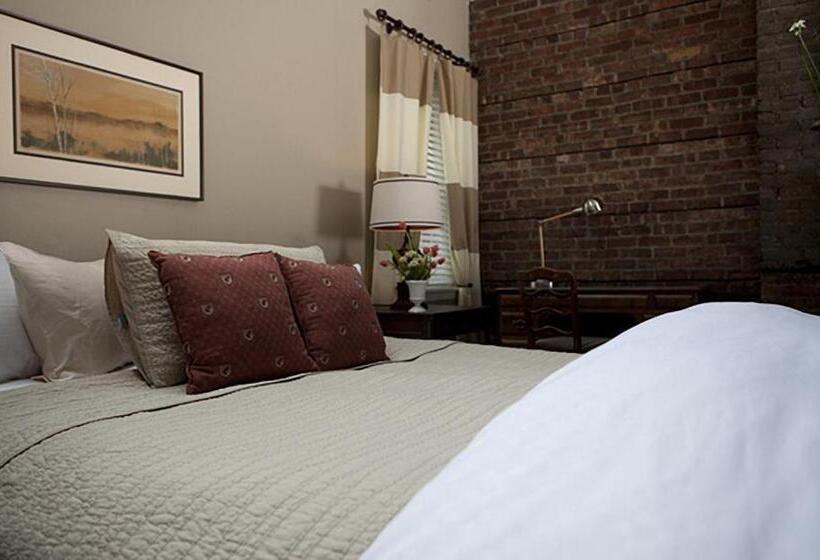 디럭스 스튜디오, Morgan State House Inn
