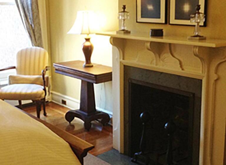 Suite, Morgan State House Inn