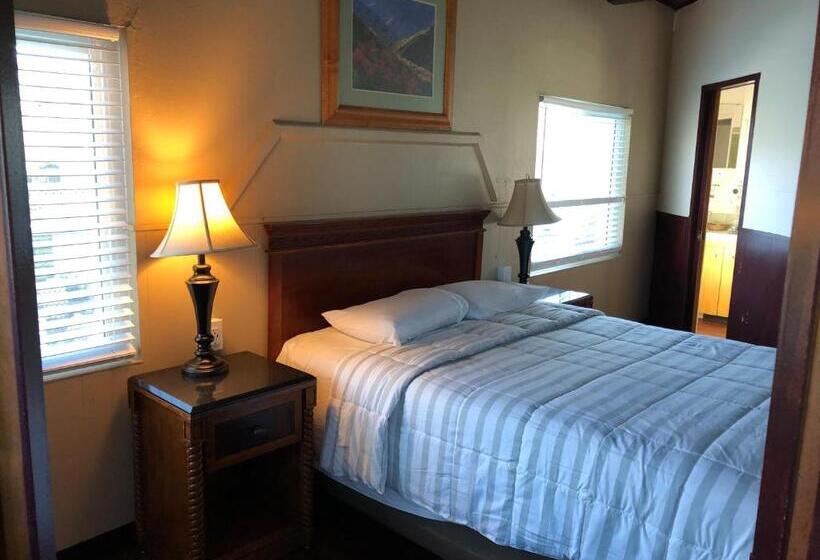 Люкс Повышенной Комфортности, Sierra Lodge Three Rivers