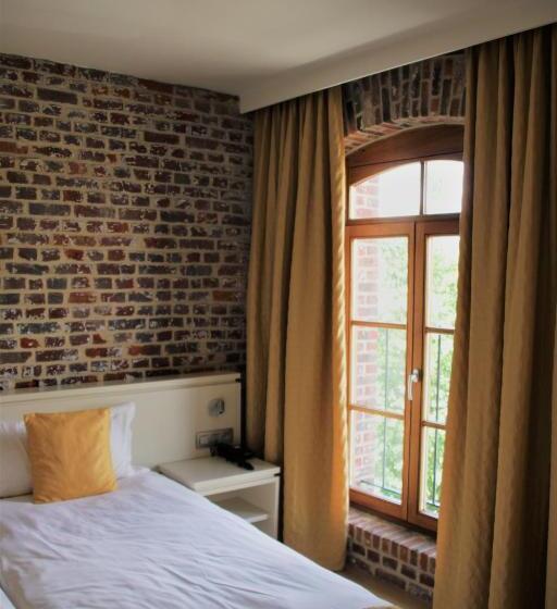 스탠다드 룸, Hostellerie De Biek