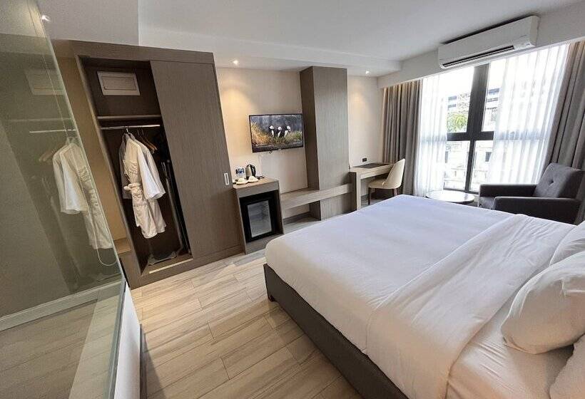 디럭스 룸, Capitol Hill Hotel And Suites