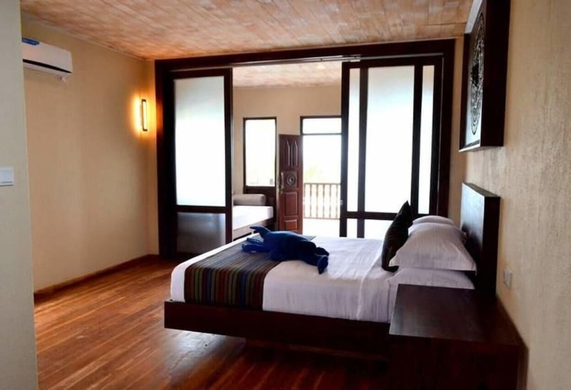 بنگله خانوادگی, Guru Beach Resort