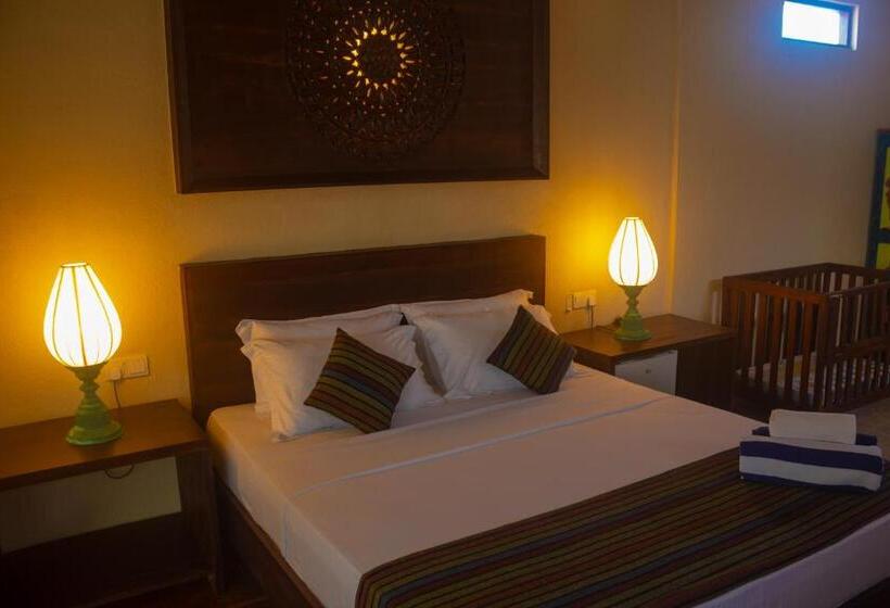 بنگله خانوادگی, Guru Beach Resort
