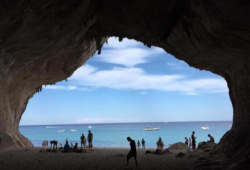 آپارتمان 1 خوابه, Cav Mameli