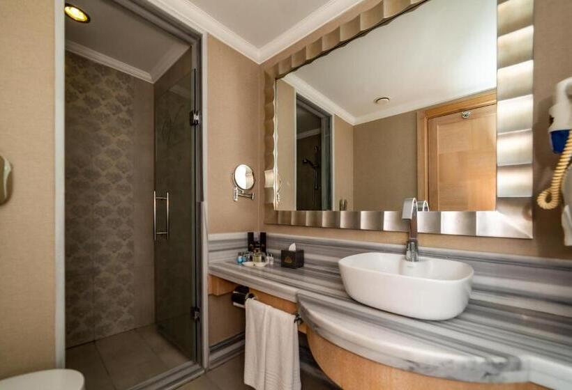 Трехместный Superior Вид на Море, Amara Luxury Resort & Villas