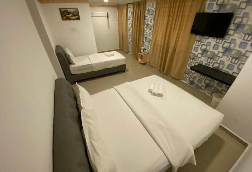 غرفة قياسية ثلاثية, Shobi Hotel Johor Bahru Near Ciq Jb