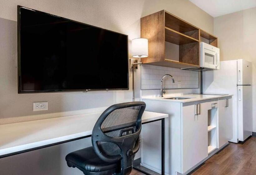 스탠다드 스튜디오, Extended Stay America Premier Suites  Tampa  Gibsonton  Riverview