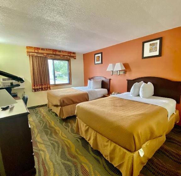 Номер Стандарт 2 Двуспальные Кровати, Travelodge By Wyndham La Porte/michigan City Area