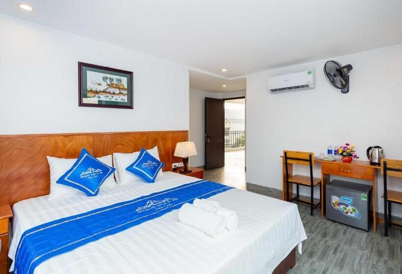 اتاق استاندارد با چشم‌انداز استخر, Elizabeth Hotel Tam Coc