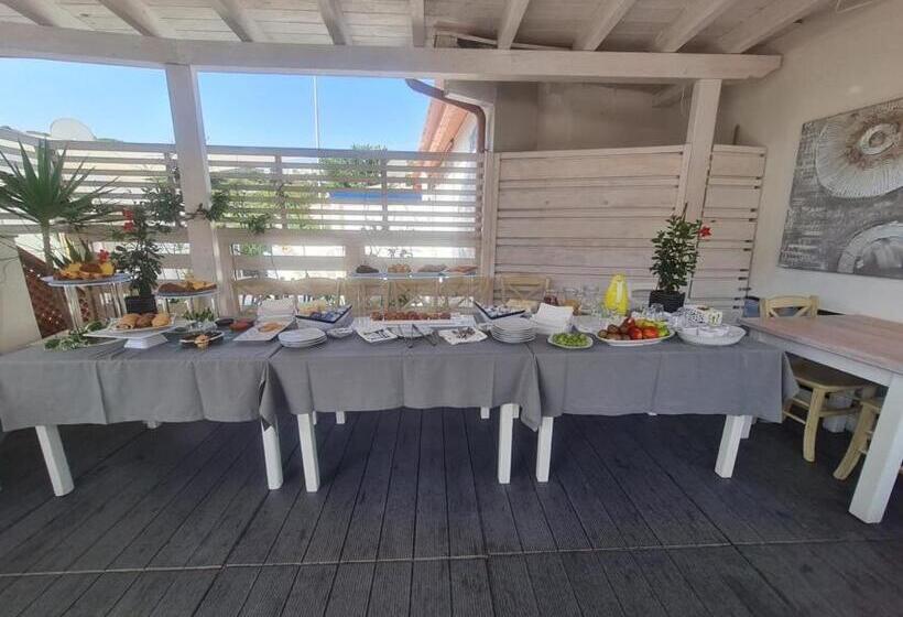 Номер Стандарт, Camere Dieci Maggio