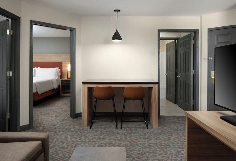 Люкс 2 Спальни, Candlewood Suites St Louis St Charles By Ihg