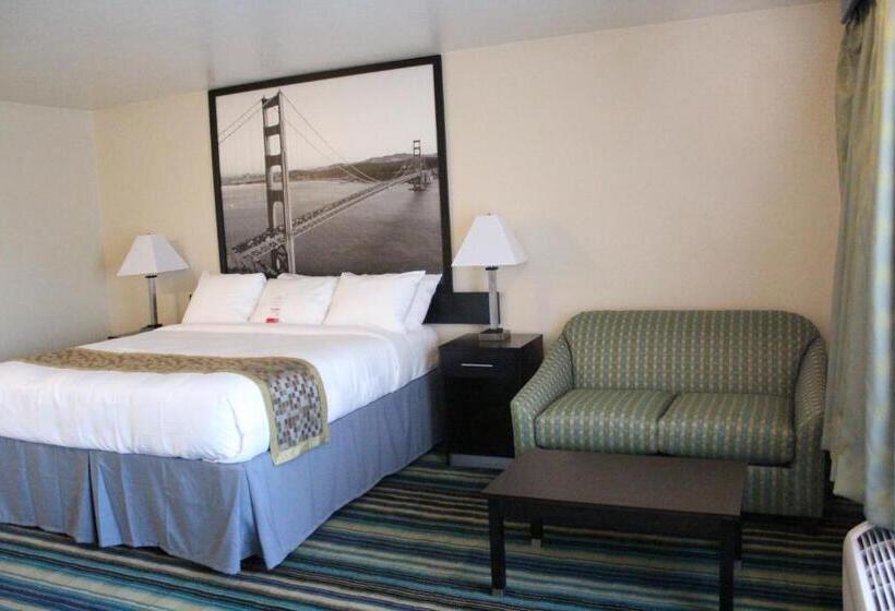 Люкс Кровать Кинг, Super 8 By Wyndham Vallejo/napa Valley