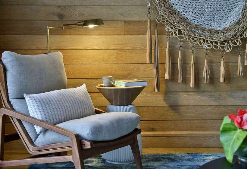장애인용 디럭스룸, The Royal Senses Resort & Spa Crete, Curio Collection Hilton