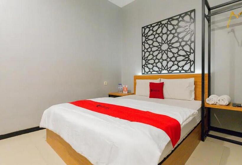Номер Стандарт, Reddoorz @ Manukan Surabaya