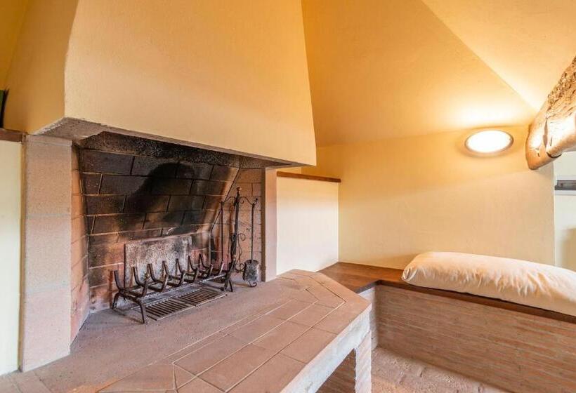 스탠다드 스튜디오, Agriturismo Le Case Rosse Di Montebuono